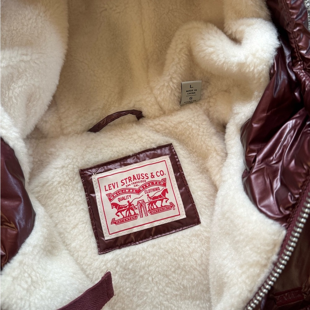 Levi’s Puffer Jacket L - Picture 6 of 7